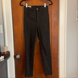 Sky-High Universal Jegging